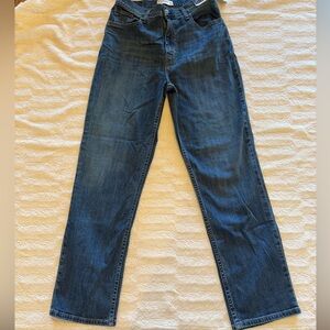 *NEW* Abercrombie & Fitch Curve Love Ultra High Rise 90s Straight Jean 29 R 8